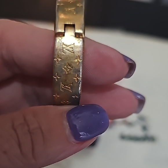 Louis Vuitton Gold Bracelet - Picture 3 of 6